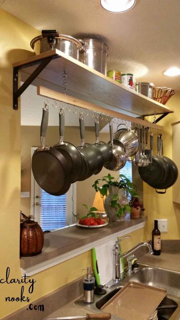 A Floating Pot Rail System